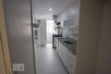 Apartamento para alugar com 72m², 2 quartos e 1 vaga Apartamento para alugar com 72m², 2 quartos e 1 vagaCozinha - Armários
