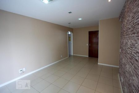 Sala de apartamento para alugar com 2 quartos, 72m² em Freguesia (jacarepaguá), Rio de Janeiro