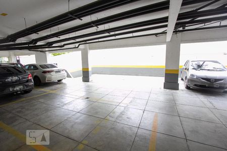 Apartamento para alugar com 72m², 2 quartos e 1 vaga Apartamento para alugar com 72m², 2 quartos e 1 vagaGaragem