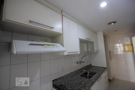 Apartamento para alugar com 72m², 2 quartos e 1 vaga Apartamento para alugar com 72m², 2 quartos e 1 vagaCozinha - Armários