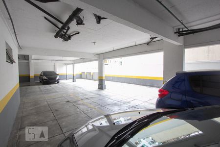Apartamento para alugar com 72m², 2 quartos e 1 vaga Apartamento para alugar com 72m², 2 quartos e 1 vagaGaragem