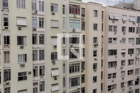 Vista da Sala de apartamento à venda com 1 quarto, 32m² em Copacabana, Rio de Janeiro