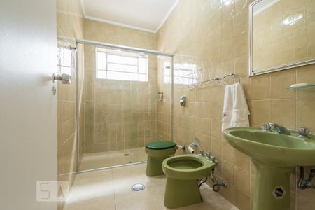 Casa à venda com 200m², 3 quartos e 2 vagasBanheiro 1