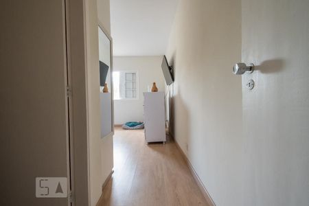 Casa à venda com 200m², 3 quartos e 2 vagasSuíte