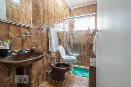 Casa à venda com 200m², 3 quartos e 2 vagasBanheiro Suíte