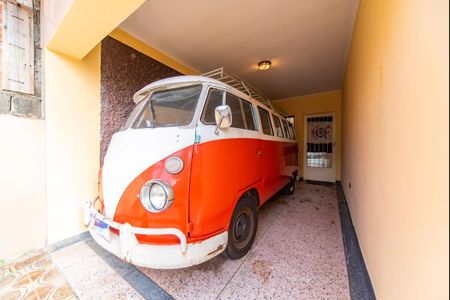 Casa para alugar com 229m², 4 quartos e 2 vagas Casa para alugar com 229m², 4 quartos e 2 vagasGaragem