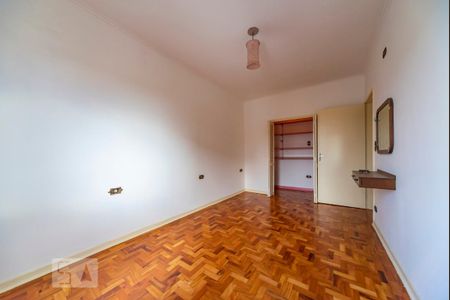 Casa para alugar com 229m², 4 quartos e 2 vagas Casa para alugar com 229m², 4 quartos e 2 vagasQuarto 3