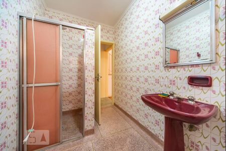 Casa para alugar com 229m², 4 quartos e 2 vagas Casa para alugar com 229m², 4 quartos e 2 vagasBanheiro 1