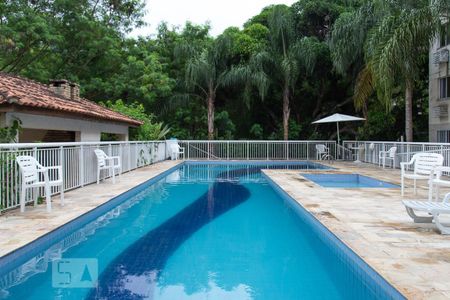 Apartamento à venda com 56m², 2 quartos e 1 vagaÁrea comum - Piscina