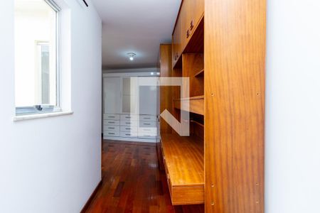 Casa à venda com 117m², 4 quartos e 2 vagasQuarto 3 - Suíte