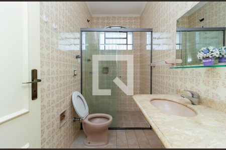 Casa à venda com 117m², 4 quartos e 2 vagasBanheiro - Social