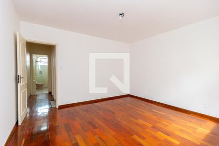 Casa à venda com 117m², 4 quartos e 2 vagasQuarto 2