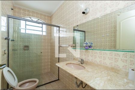 Casa à venda com 117m², 4 quartos e 2 vagasBanheiro - Social