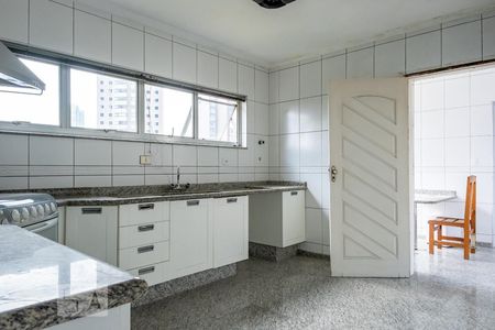 Casa à venda com 650m², 3 quartos e 5 vagasCozinha