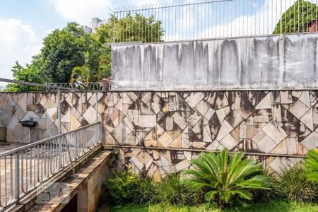 Casa à venda com 650m², 3 quartos e 5 vagasVista do Quarto 2