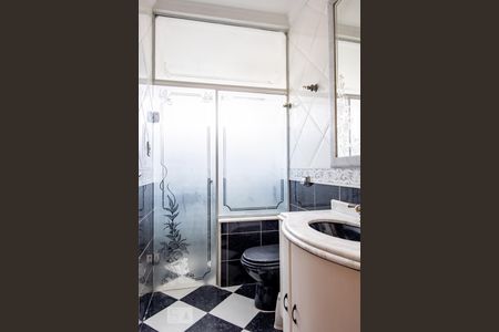 Casa à venda com 650m², 3 quartos e 5 vagasBanheiro 2