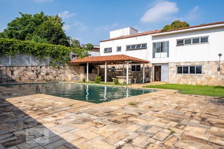 Casa à venda com 650m², 3 quartos e 5 vagasQuintal com Piscina