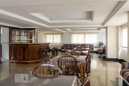 Apartamento à venda com 254m², 4 quartos e 4 vagasÁrea comum - Salão de festas