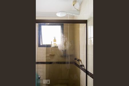 Apartamento à venda com 254m², 4 quartos e 4 vagasBanheiro do Quarto 2