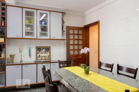 Apartamento à venda com 254m², 4 quartos e 4 vagasCozinha