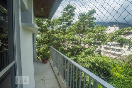 Apartamento para alugar com 100m², 3 quartos e 1 vagaQuarto 2 Varanda