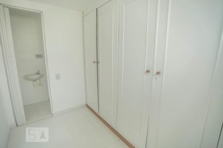 Apartamento para alugar com 100m², 3 quartos e 1 vagaDependência