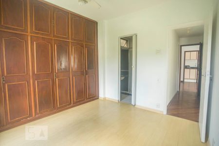 Apartamento para alugar com 100m², 3 quartos e 1 vagaSuíte