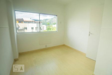 Quarto 1 de apartamento para alugar com 3 quartos, 100m² em Anil, Rio de Janeiro
