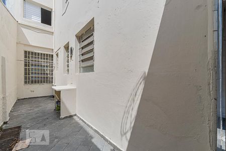 Casa à venda com 200m², 5 quartos e 1 vaga Casa à venda com 200m², 5 quartos e 1 vagaQuintal dos Fundos