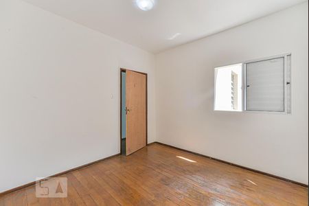 Casa à venda com 200m², 5 quartos e 1 vaga Casa à venda com 200m², 5 quartos e 1 vagaQuarto 3