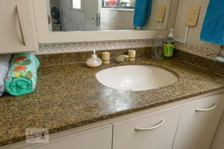 Casa à venda com 240m², 3 quartos e 2 vagas Casa à venda com 240m², 3 quartos e 2 vagasBanheiro da Suíte