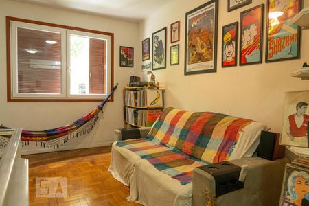 Casa à venda com 240m², 3 quartos e 2 vagas Casa à venda com 240m², 3 quartos e 2 vagasSala 3