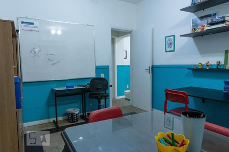 Casa à venda com 240m², 3 quartos e 2 vagas Casa à venda com 240m², 3 quartos e 2 vagasQuarto 1