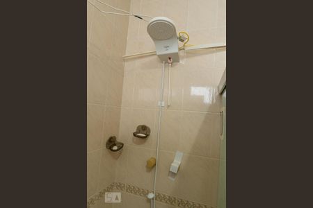 Casa à venda com 240m², 3 quartos e 2 vagas Casa à venda com 240m², 3 quartos e 2 vagasBanheiro da Suíte