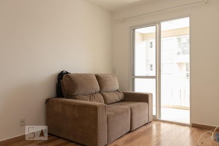 Sala de apartamento para alugar com 3 quartos, 63m² em Cambuci, São Paulo
