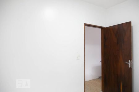 Casa à venda com 220m², 3 quartos e 2 vagasQuarto 3