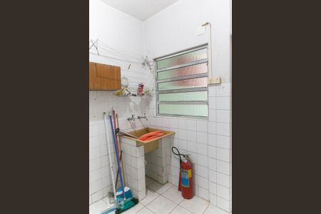 Casa à venda com 220m², 3 quartos e 2 vagasArea de Serviço