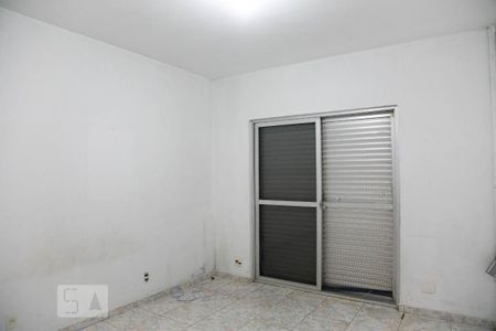 Casa à venda com 220m², 3 quartos e 2 vagasQuarto 4
