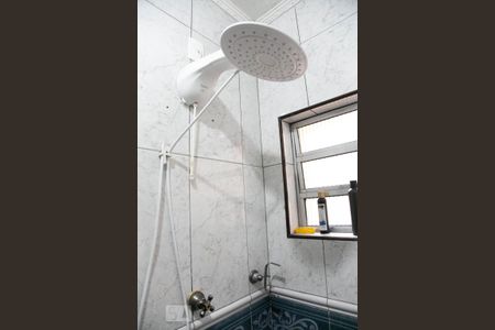 Casa à venda com 220m², 3 quartos e 2 vagasBanheiro