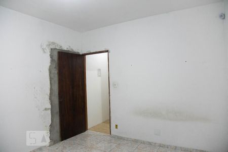 Casa à venda com 220m², 3 quartos e 2 vagasQuarto 4