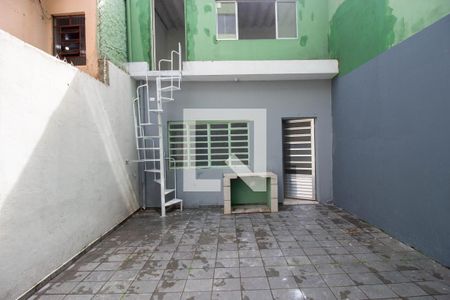 Casa à venda com 188m², 3 quartos e 2 vagasQuintal