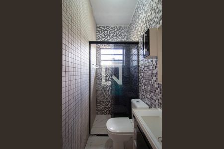 Casa à venda com 188m², 3 quartos e 2 vagasBanheiro 