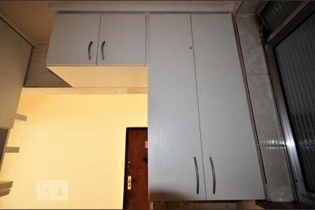 Apartamento para alugar com 34m², 1 quarto e sem vagaCozinha - Armários