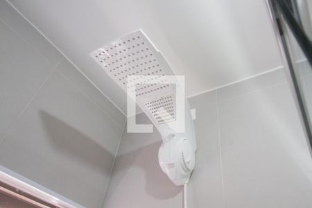 Casa à venda com 71m², 2 quartos e 2 vagas Casa à venda com 71m², 2 quartos e 2 vagasBanheiro