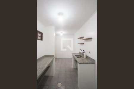 Casa à venda com 71m², 2 quartos e 2 vagas Casa à venda com 71m², 2 quartos e 2 vagasCozinha