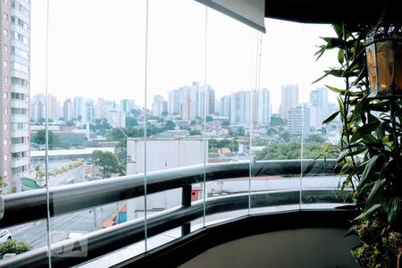 Apartamento à venda com 140m², 2 quartos e 3 vagasVaranda