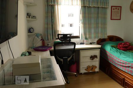 Apartamento à venda com 140m², 2 quartos e 3 vagasSuíte 2