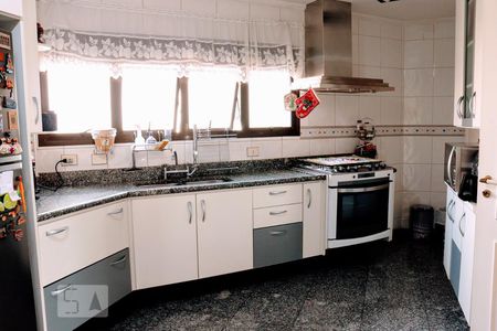 Apartamento à venda com 140m², 2 quartos e 3 vagasCozinha