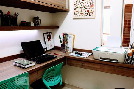 Apartamento à venda com 140m², 2 quartos e 3 vagasSuíte 2