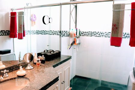 Apartamento à venda com 140m², 2 quartos e 3 vagasSuíte 2